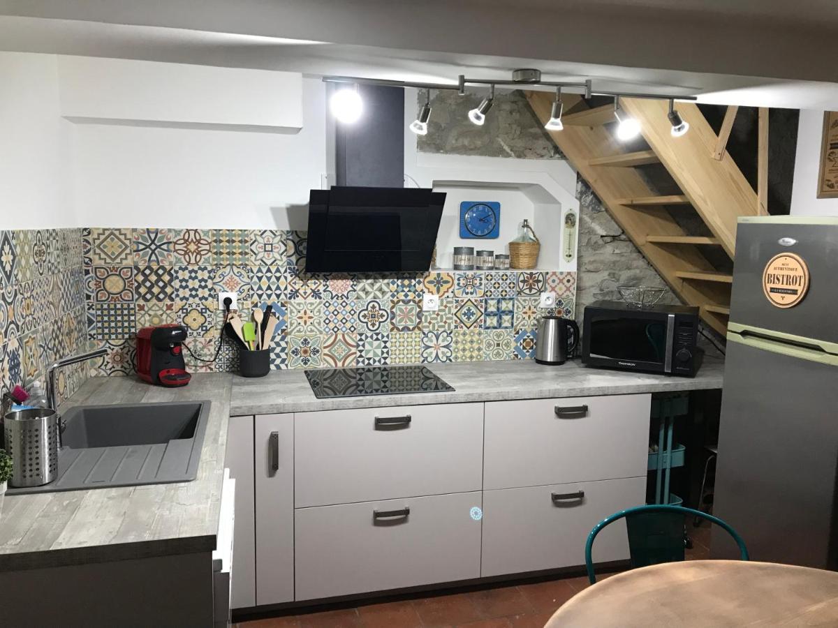Le Grenier De Manee Villa Villemoustaussou Екстериор снимка